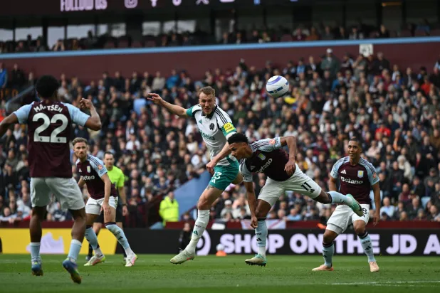 مواجهة سابقة بين الفريقين (نادي نيوكاسل)