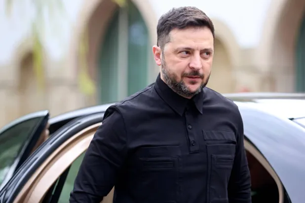 الرئيس الأوكراني فولوديمير زيلينسكي (إ.ب.أ) 