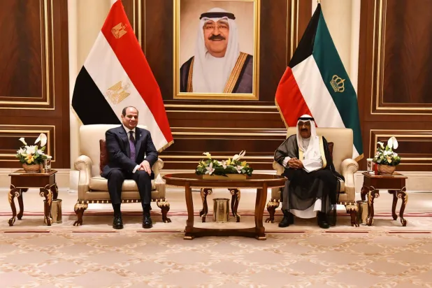 الرئيس المصري عبد الفتاح السيسي وأمير الكويت الشيخ مشعل الأحمد الصباح (الرئاسة المصرية)