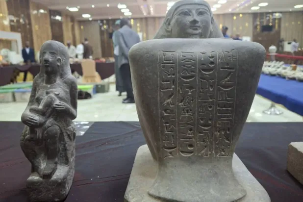 قطع أثرية يعود تاريخها إلى آلاف السنين سرقت من داخل المتحف القومي السوداني (الشرق الأوسط)