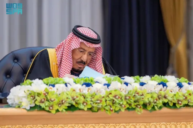 Custodian of the Two Holy Mosques King Salman bin Abdulaziz Al Saud chairs the Cabinet meeting in Riyadh. (SPA)