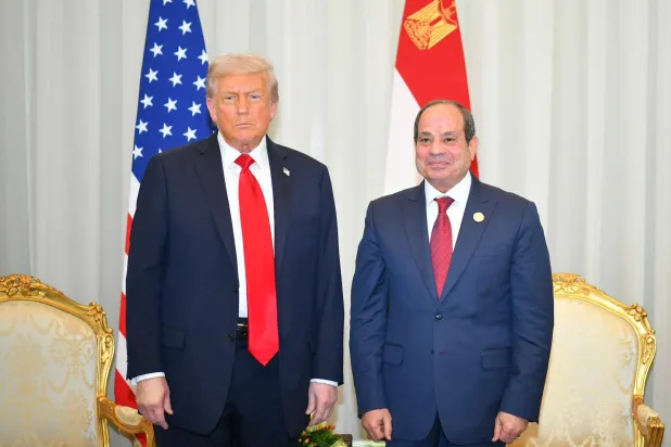 الرئيس المصري عبد الفتاح السيسي ونظيره الأميركي دونالد ترمب (الرئاسة المصرية)