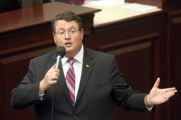 النائب الجمهوري في الكونغرس الأميركي راندي فاين (أ.ب)