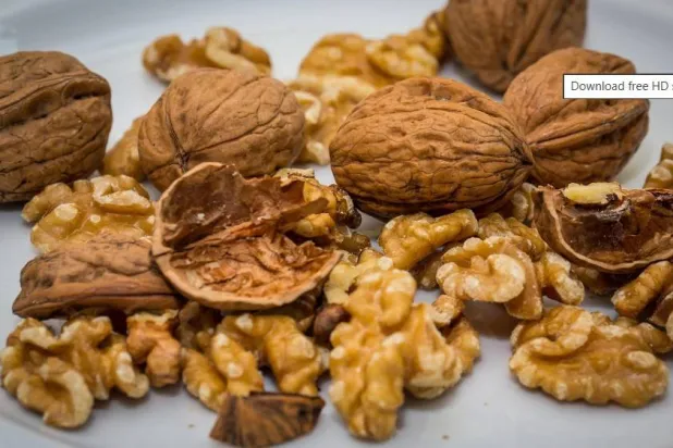 كمية من الجوز (بكساباي)