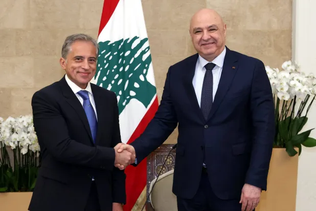 الرئيس اللبناني جوزيف عون يستقبل رئيس الوزراء الأردني جعفر حسان في قصر بعبدا (الرئاسة اللبنانية)