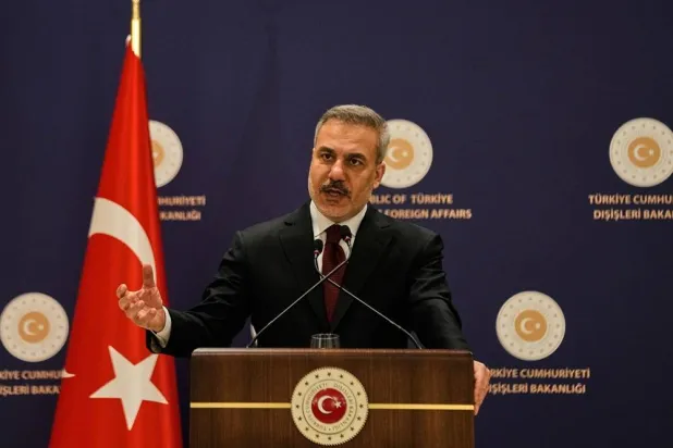  Türkiye's Foreign Minister Hakan Fidan answers questions from reporters during a news conference in Istanbul, Türkiye, Thursday, Jan. 15, 2026. (AP) 