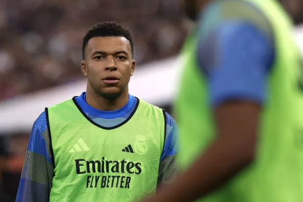 عودة مبابي تأتي في وقت حساس للنادي الملكي (رويترز) 