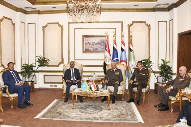 مشاورات عسكرية بين مصر والصومال العام الماضي في القاهرة (المتحدث العسكري)