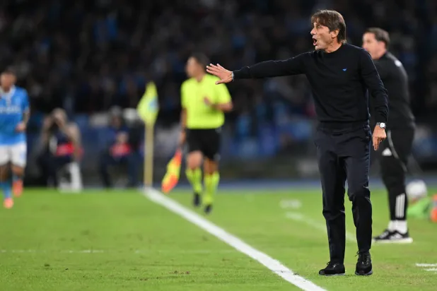 أنطونيو كونتي مدرب «نابولي» (د.ب.أ)