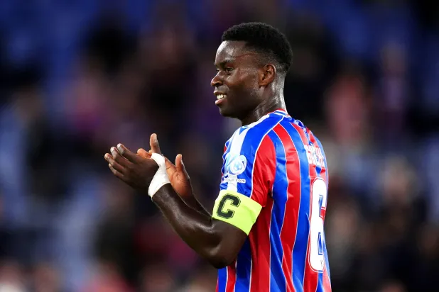 مارك غيهي يقترب من ترك كريستال بالاس (د.ب.أ)