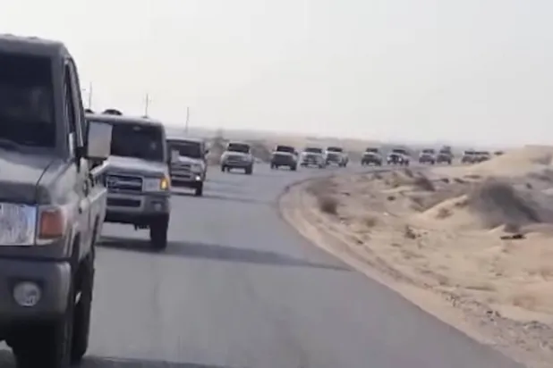 وحدات من قوات «درع الوطن» خلال انتشارها في المهرة شرق اليمن (إعلام محلي)