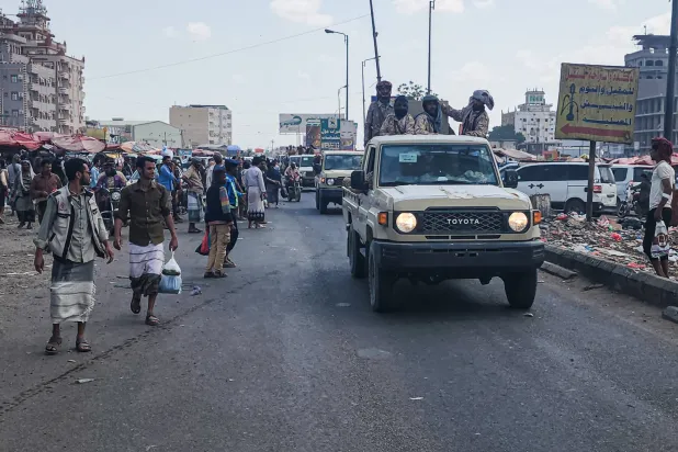 قوات حكومية يمنية تستعيد السيطرة على عدن بعد إنهاء تمرد الزُّبيدي (غيتي)
