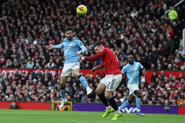 البرتغالي بيرناردو سيلفا لاعب مانشستر سيتي (أ.ف.ب)