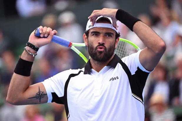 الإيطالي ماتيو بيريتيني انسحب من بطولة أستراليا (أ.ف.ب)