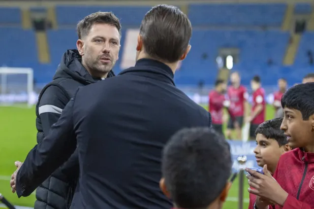 الألماني ماتياس يايسله المدير الفني لفريق الأهلي (تصوير: سعد الدوسري)