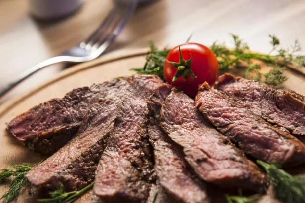 تناول كميات معتدلة من اللحم البقري قليل الدهن يمكن أن يكون مفيداً لتعزيز الحيوية والنشاط (جامعة بنسلفانيا)