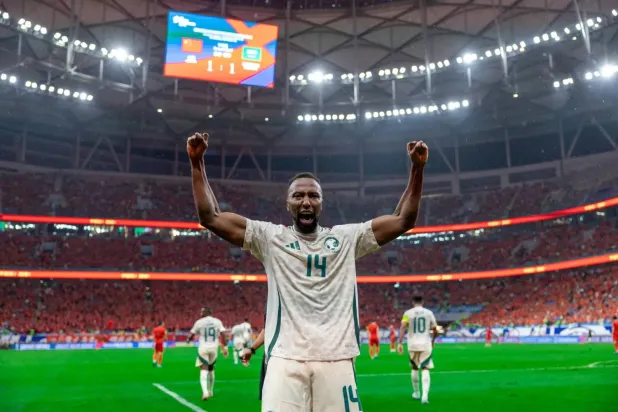 حسن كادش «اتحادي» حتى عام 2028 (المنتخب السعودي)