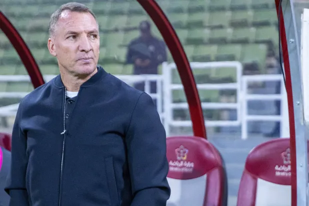 الآيرلندي بريندان رودجرز مدرب فريق القادسية (تصوير: سعد الدوسري) 