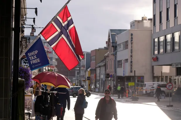 Reuters'ın haberine göre, Norveç silahlı kuvvetlerinden binlerce kişiye, savaş çıkması durumunda mallarına el konulabileceği bildirilen mektuplar gönderildi.