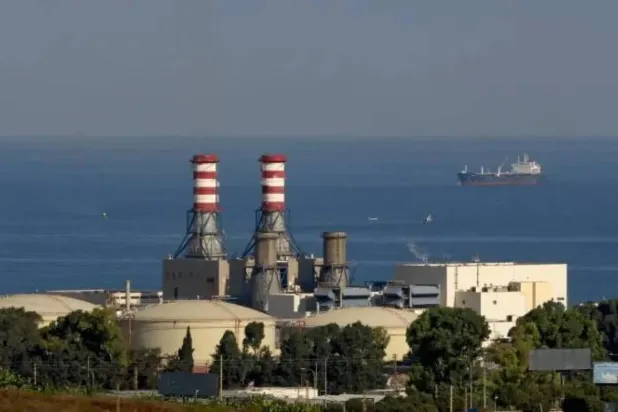 صورة أرشيفية لـ«محطة الزهراني لإنتاج الكهرباء» في جنوب لبنان (أ.ف.ب)