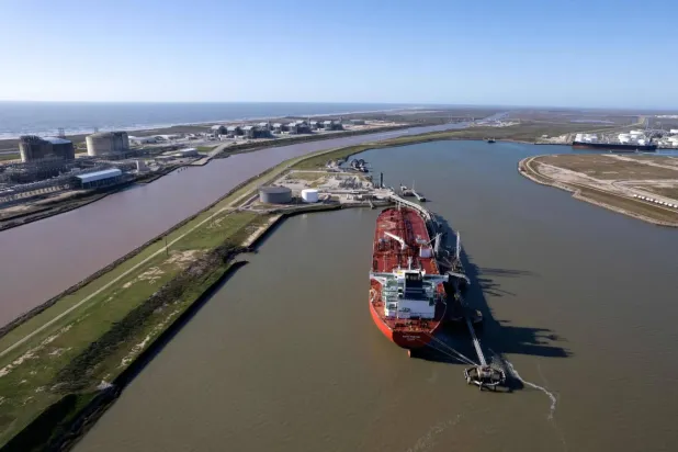 Venezuela petrolü taşıyan "Nav Foton" tankeri, 16 Ocak 2026'da ABD'nin Teksas eyaletindeki Freeport limanına yanaştı (Arşiv-AFP)