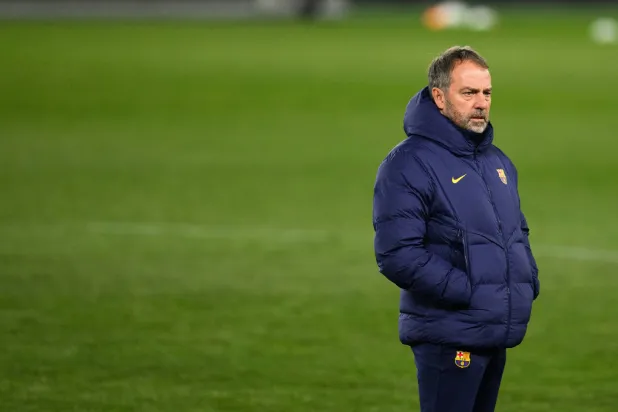 الألماني هانسي فليك مدرب برشلونة (إ.ب.أ)