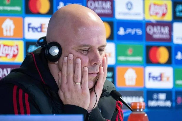 آرني سلوت مدرب ليفربول (أ.ف.ب)