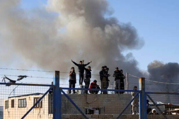  مخيم الهول بعد سيطرة الحكومة السورية عليه عقب انسحاب قوات سوريا الديمقراطية، في الحسكة، سوريا (رويترز)