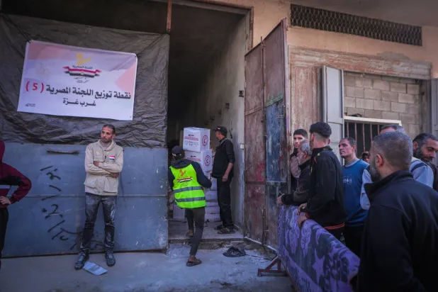 جانب من أنشطة اللجنة المصرية لإغاثة غزة (الصفحة الرسمية للجنة)