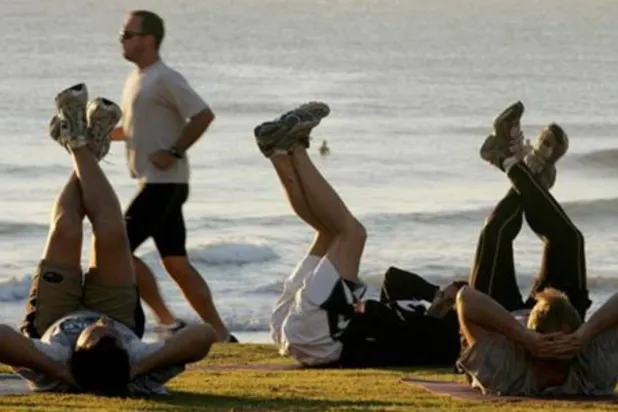 إجراء تغييرات بسيطة في الحركة يسهم في خفض خطر الوفاة (أرشيفية - رويترز)