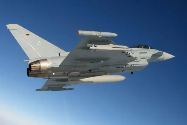 Britanya, Typhoon savaş uçaklarını modernize etmek için yüz milyonlarca sterlin harcamayı planlıyor
