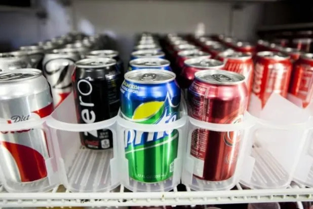 الرجال الذين يستهلكون أكثر من مشروبين محليين يومياً كانوا أكثر عرضة لظهور أعراض تضخم البروستاتا (أرشيفية - رويترز)