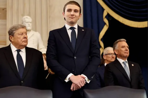 بارون نجل الرئيس الأميركي دونالد ترمب (رويترز)