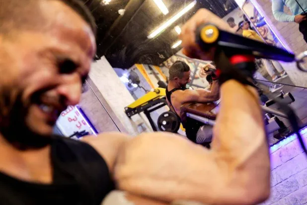 البروتين عنصر أساسي في بناء الأنسجة العضلية وإصلاحها (رويترز) 