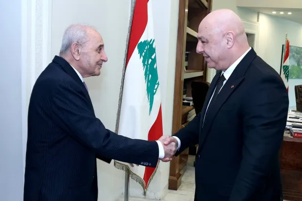 الرئيس اللبناني جوزيف عون مستقبلاً رئيس البرلمان نبيه بري (الرئاسة اللبنانية)