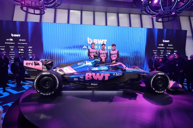 سيارة فريق ألبين الجديدة (أ.ف.ب)