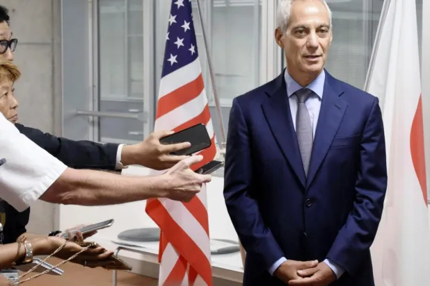 رام إيمانويل (أ.ب)