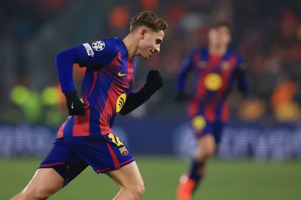 فيرمين لوبيز نجم برشلونة (إ.ب.أ)