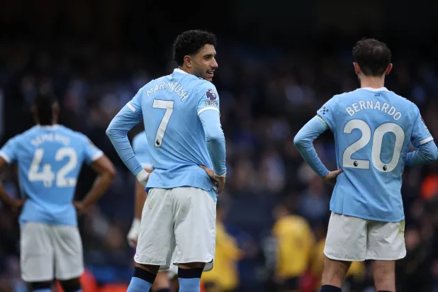 عمر مرموش نجم مان سيتي ومنتخب مصر (إ.ب.أ)