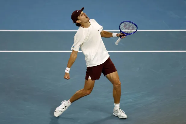 أليكس دي مينو (رويترز)