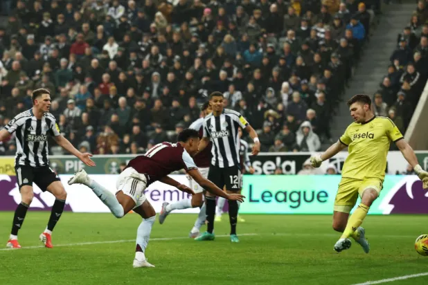 Soccer Football - Premier League - Newcastle United v Aston Villa - St James' Park, Newcastle, Britain - January 25, 2026 Aston Villa's Ollie Watkins scores their second goal Action Images via Reuters/Lee Smith 