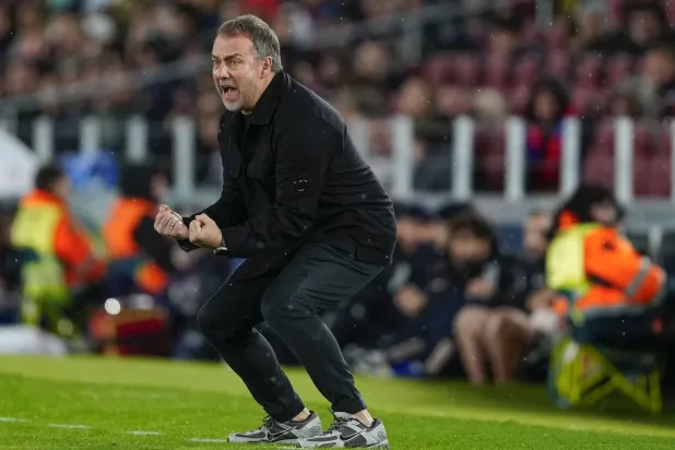 هانزي فليك مدرب برشلونة (إ.ب.أ)