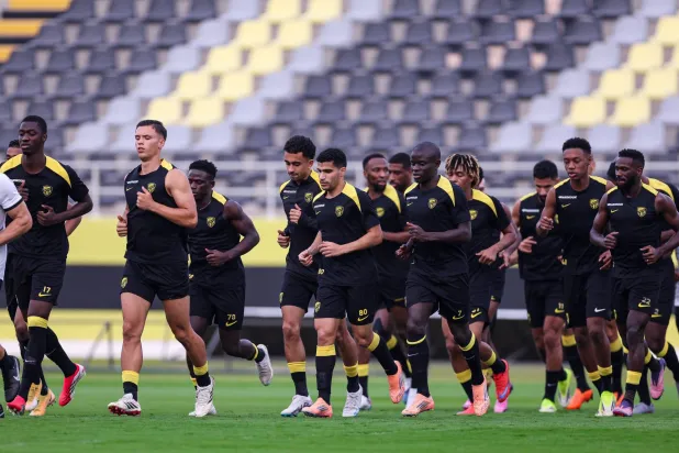 الدوري السعودي... النصر يصطدم بالتعاون للحاق بوصافة الأهلي