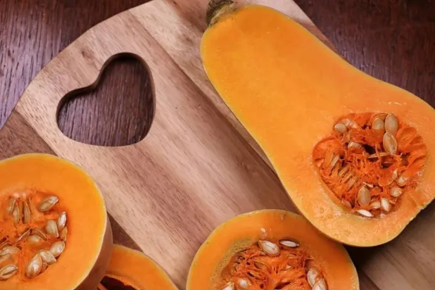 زيت بذور القرع قد يثبط بعض أنواع نمو البروستاتا (بيكساباي)