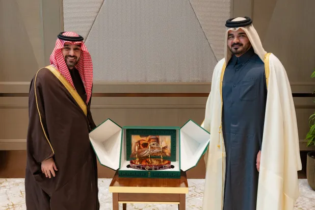 الأمير عبد العزيز بن تركي الفيصل والشيخ جوعان بن حمد آل ثاني (الأولمبية السعودية)