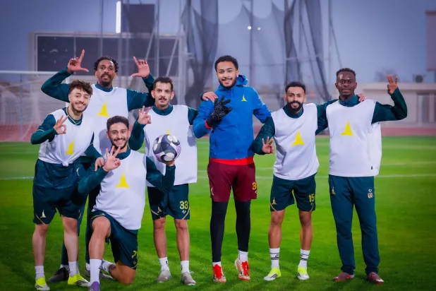 قيمة العوائد المالية التي دخلت خزينة النادي من الصفقتين نحو 48 مليون ريال (نادي الخليج)