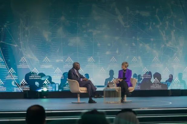 «العمل الدولية»: النساء بالمنطقة العربية الأعلى عرضة لمخاطر الذكاء الاصطناعي