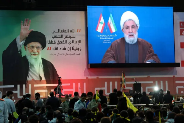 تهديد قاسم بالتدخل هل يقتصر على التضامن مع خامنئي؟