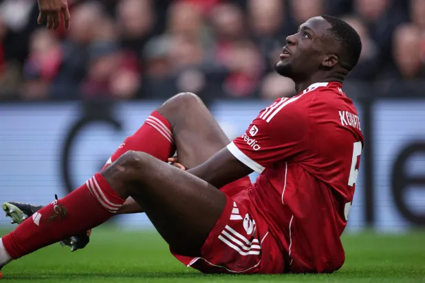 إبراهيما كوناتي انضم لقائمة مصابي الليفر (إ.ب.أ)