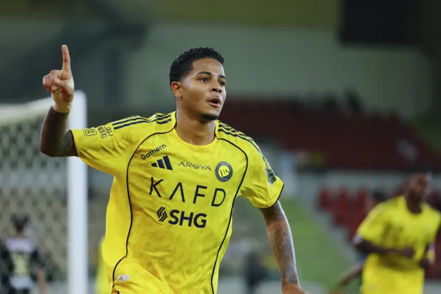 ضمك طلب ويسلي النصر على سبيل الإعارة (الدوري السعودي للمحترفين)